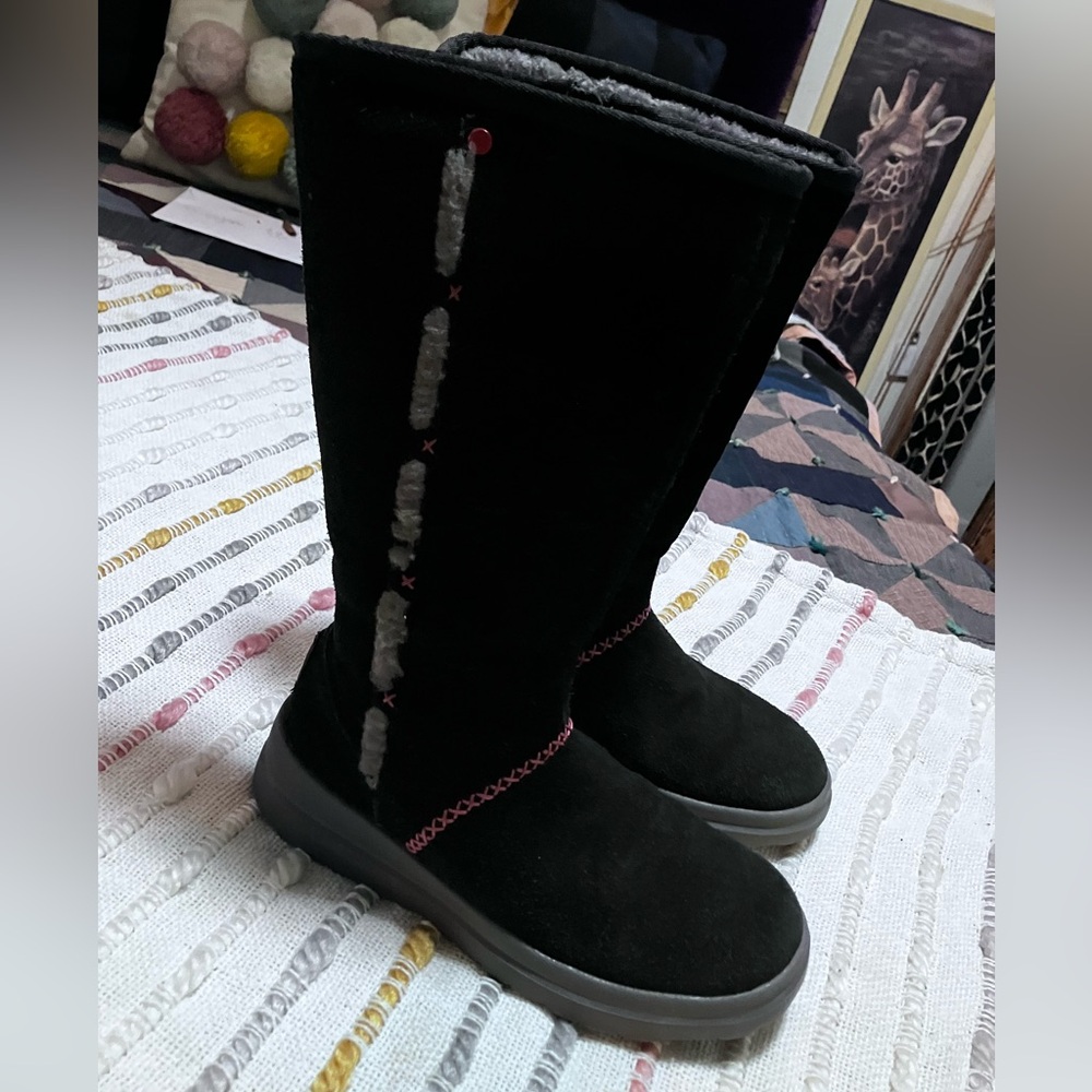 Black Ugg Boots